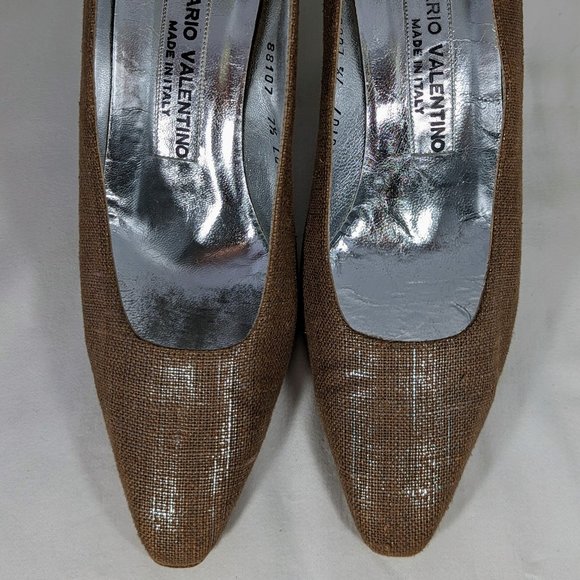 Size 7 1/2 Italian Light Brown Pump with Silver Metallic Heel, Mario Valentino - Picture 5 of 12